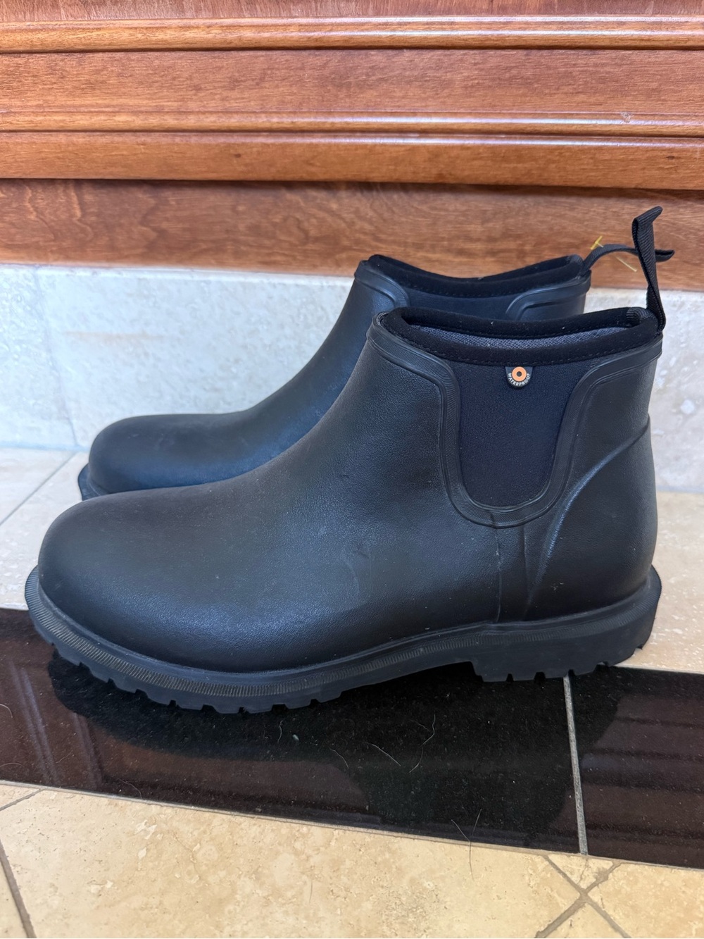 Bogs Carson Chelsea Waterproof Rain Boot Men’s Size 8 Ankle Boot Work